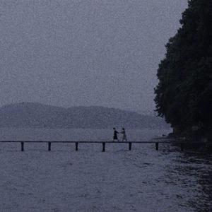 男人与老妓女人做爱
